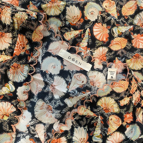 Doen Adra in Noir Tresors de la Mer Print silk dress - Picture 2 of 6